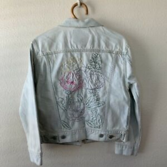 Levi’s Ex-Boyfriend Trucker Jacket - Picture 3 of 3
